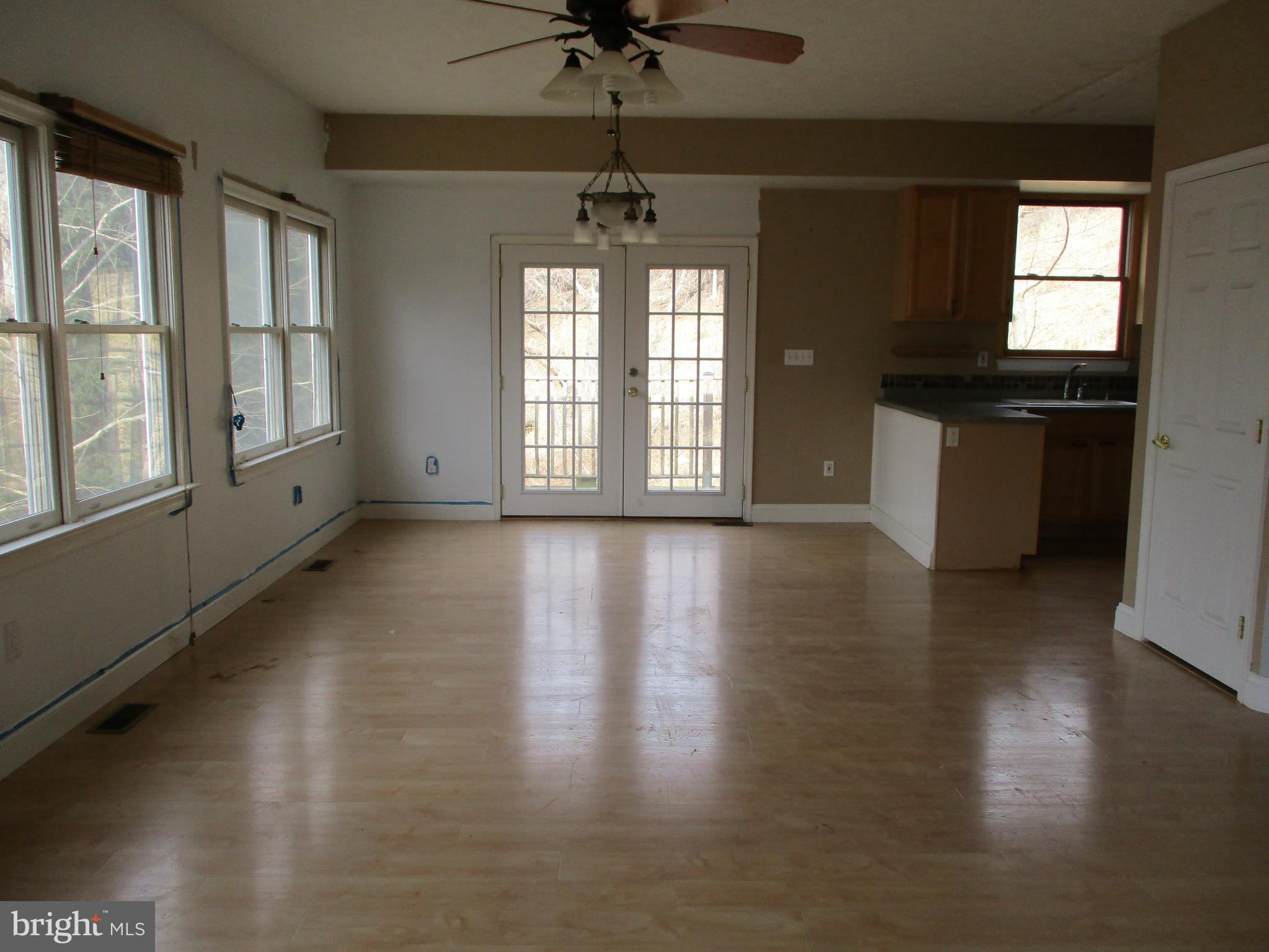 137 Orchard Road Linden, VA 22642 - Photo 7 of 28