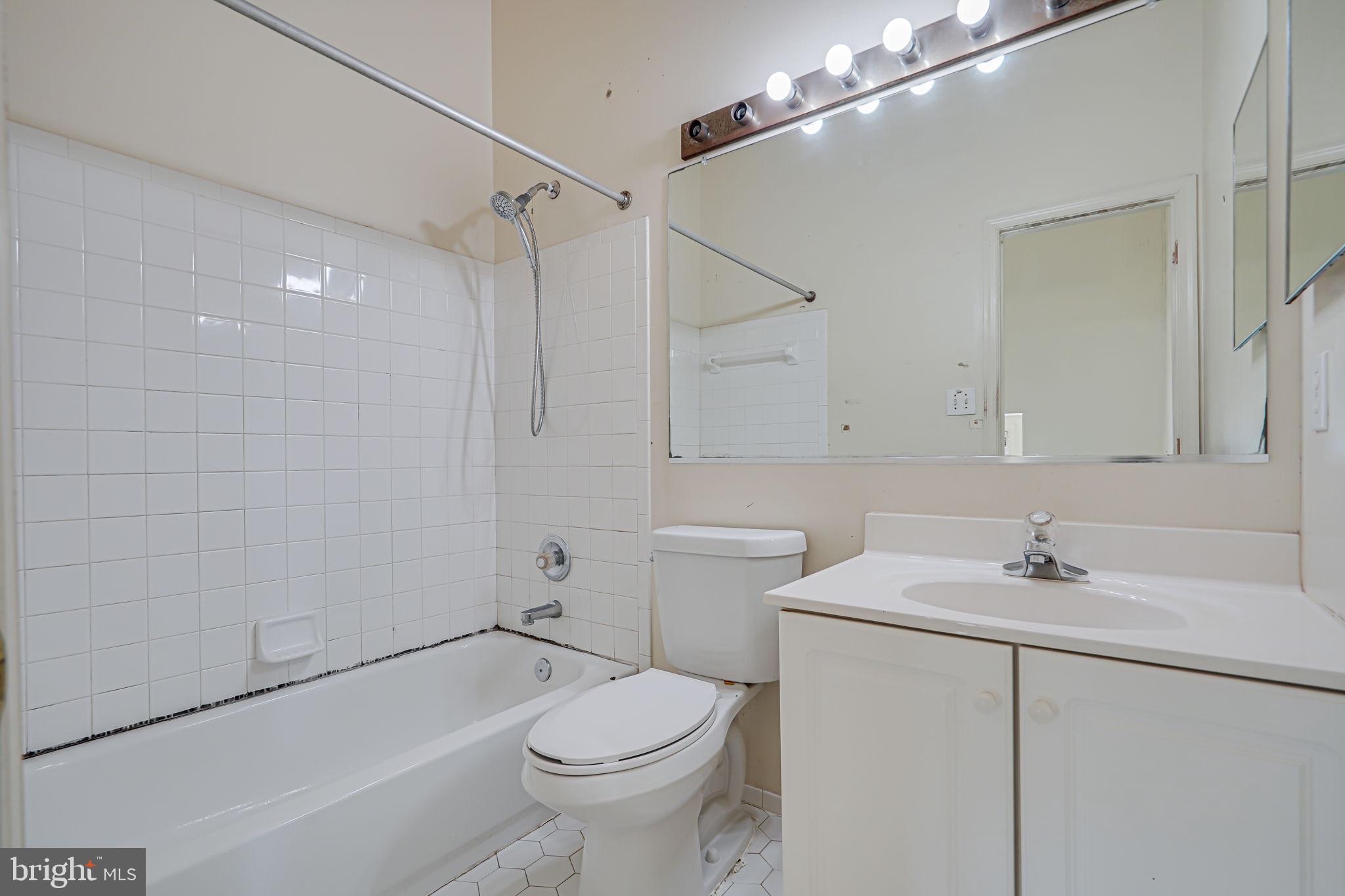 2 Elm Tree Court Silver Spring, MD 20906 - Photo 13 of 26