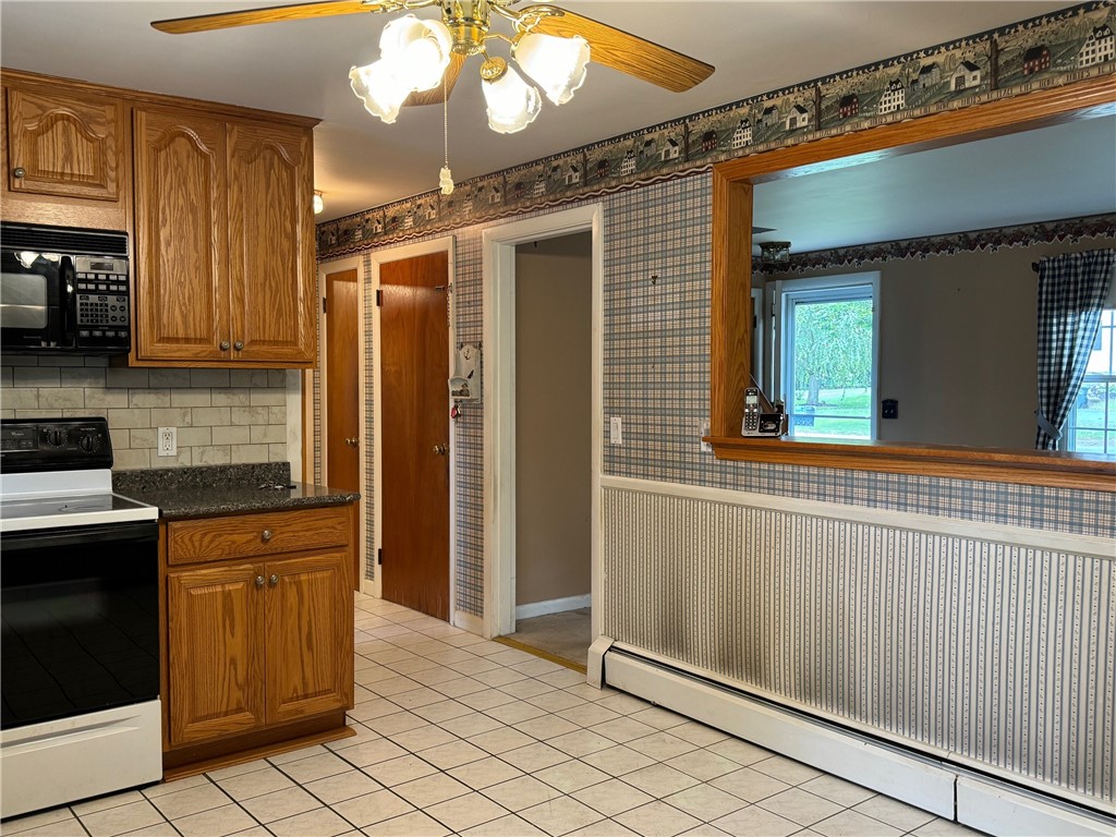 36 Colonial Road Bristol, RI 02809 - Photo 5 of 21