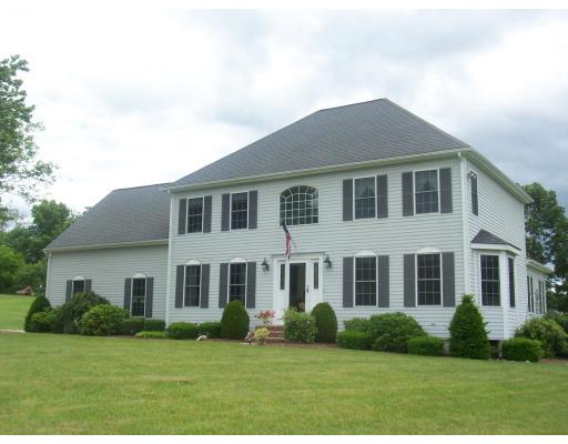 16 Rhodes Street Plainville, MA 02762 - Photo 1 of 30 Gallery Image 1