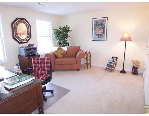 16 Rhodes Street Plainville, MA 02762 - Photo 15 of 30 Gallery Image 15