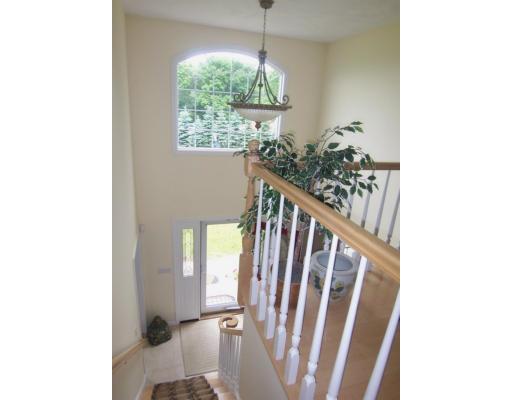 16 Rhodes Street Plainville, MA 02762 - Photo 10 of 30 Gallery Image 10