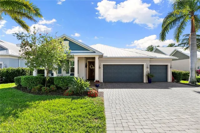 $890,000 | 14796 Windward Lane, Naples, FL 34114
