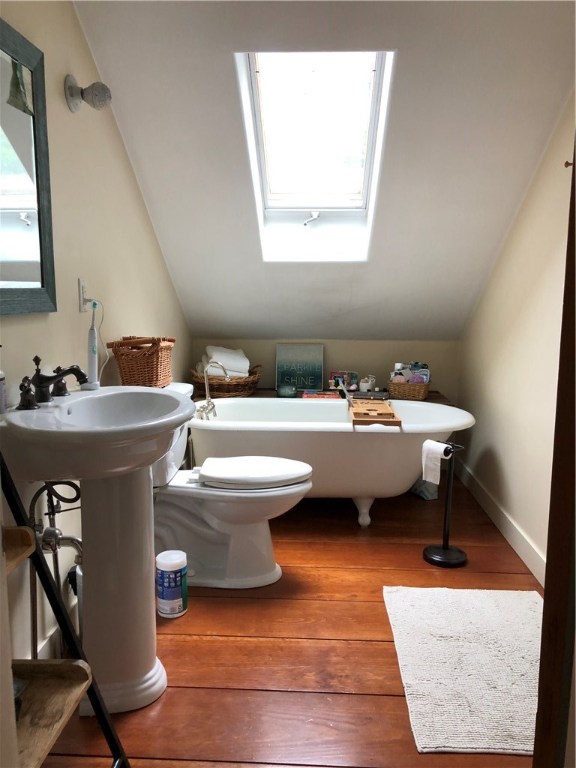 1024 Main Road Tiverton, RI 02878 - Photo 20 of 35