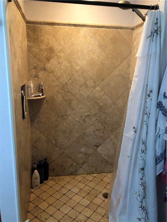 1024 Main Road Tiverton, RI 02878 - Photo 8 of 35