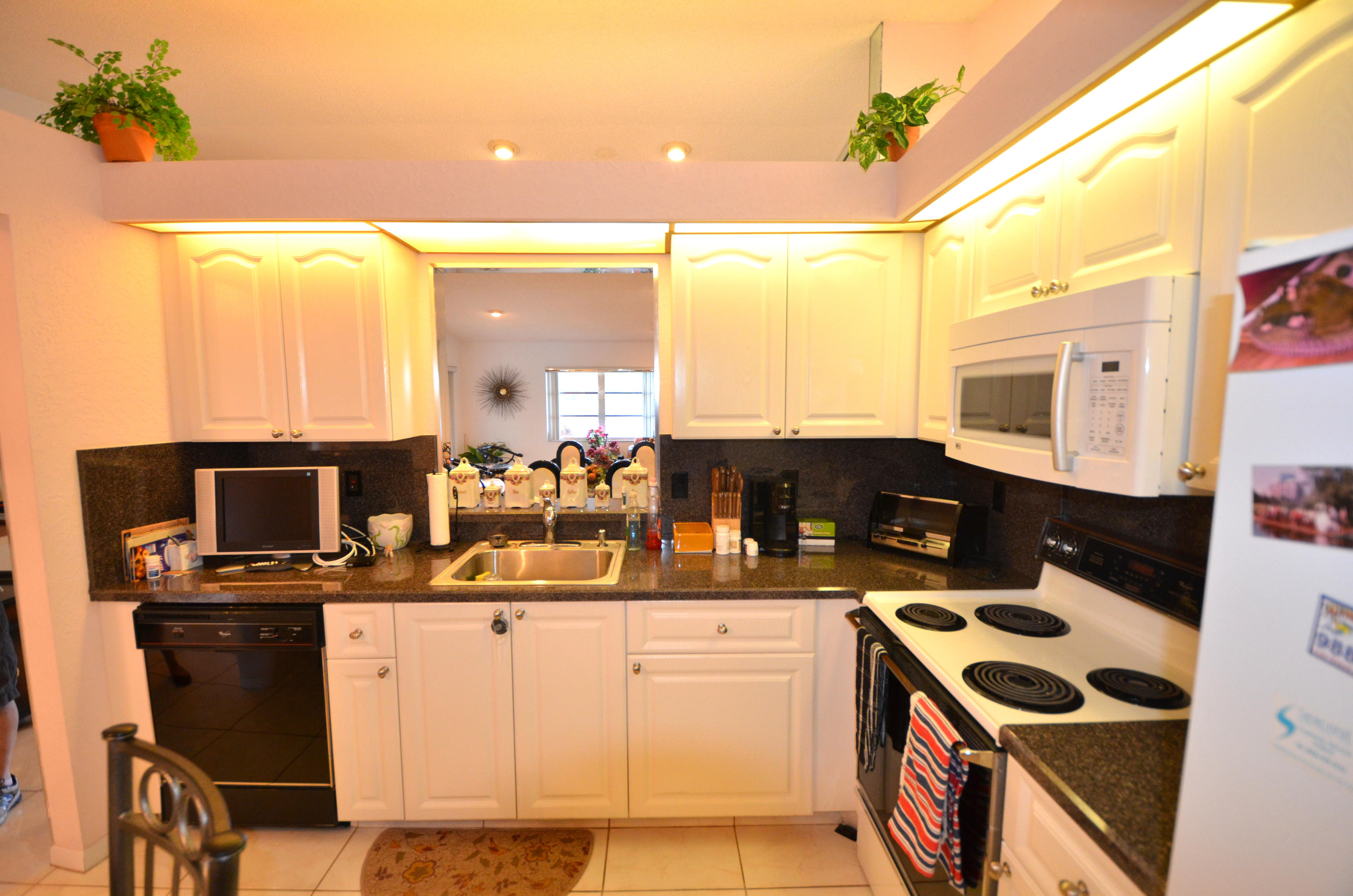 8107 Songbird Terrace Boca Raton, FL 33496 - Photo 10 of 22 kitchen k