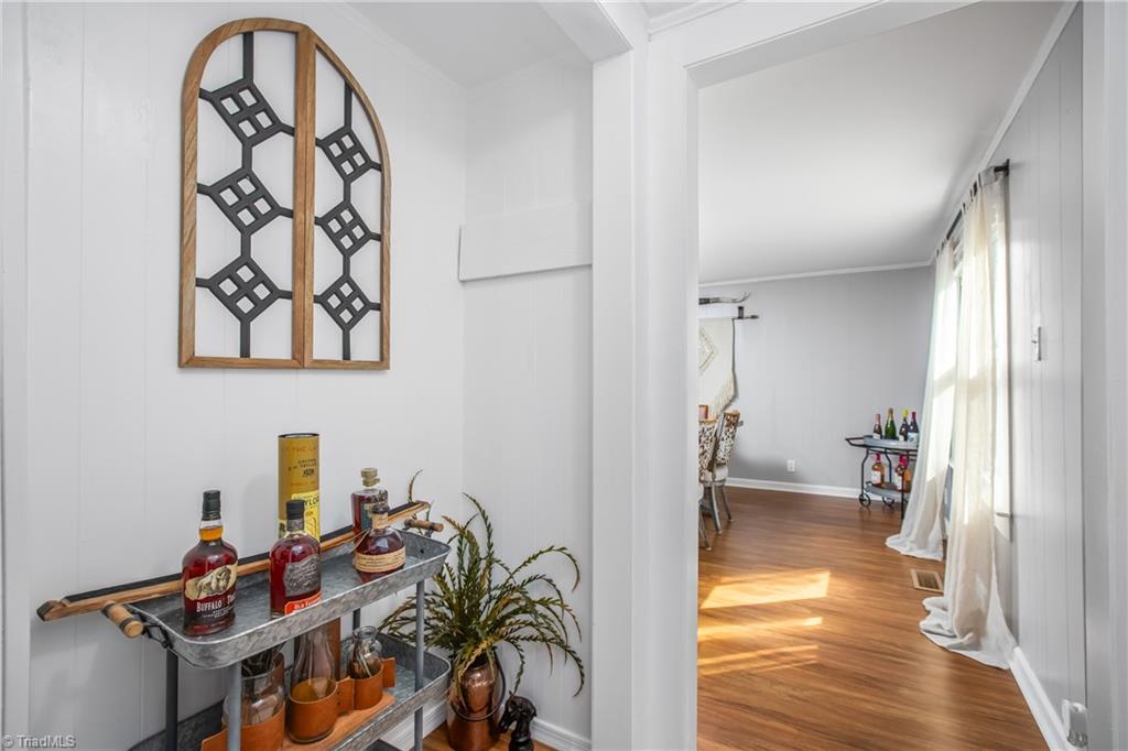 4770 New Walkertown Road Walkertown, NC 27051 - Photo 7 of 34