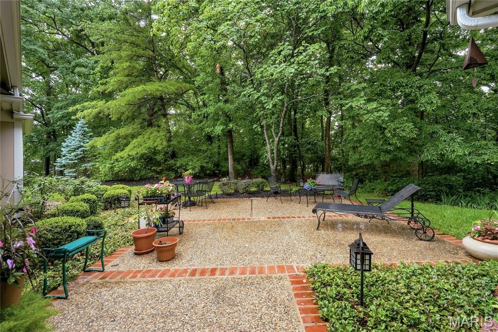 9767 Fall Ridge Trail Sunset Hills, MO 63127 - Photo 13 of 53 Gallery Image 13