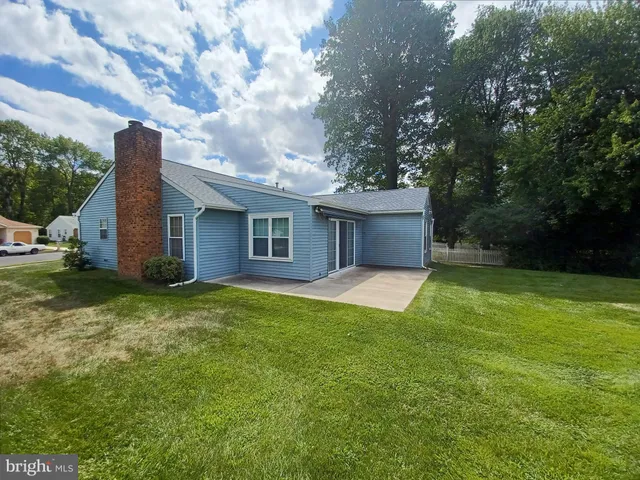 $318,000 | 54 Knollwood Drive, Woodbury, NJ 08096