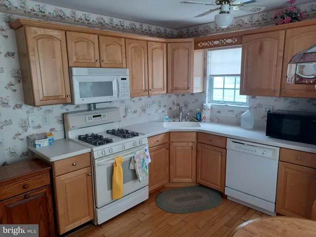 $318,000 | 54 Knollwood Drive, Woodbury, NJ 08096