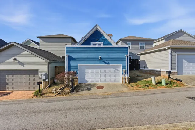 $479,999 | 315 Augusta Avenue, Pleasant View, TN 37146