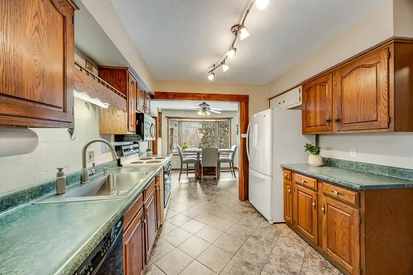 $422,000 | 6071 St Peters Road, West Harrison, IN 47060