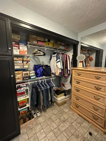 $434,000 | 6071 St Peters Road, West Harrison, IN 47060