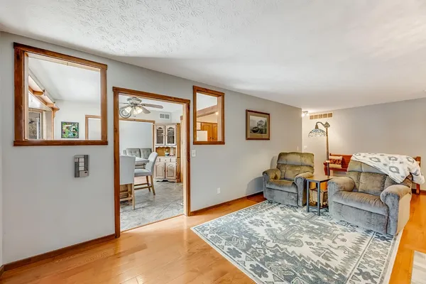 $422,000 | 6071 St Peters Road, West Harrison, IN 47060