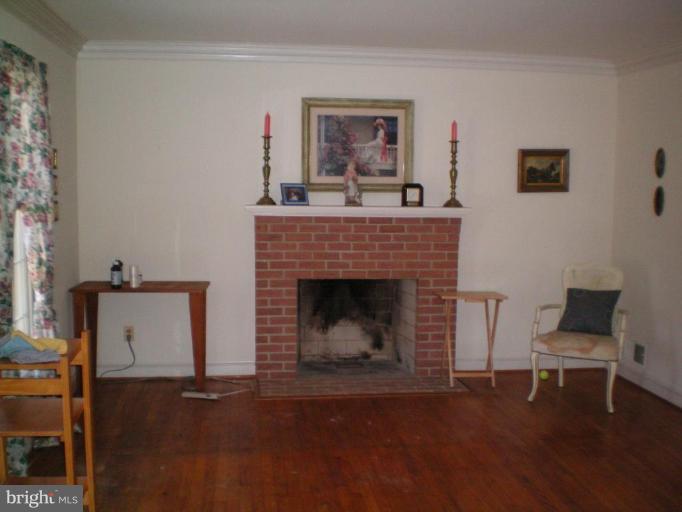 6222 Solomons Island Road Dunkirk, MD 20754 - Photo 13 of 16 Living Room #2