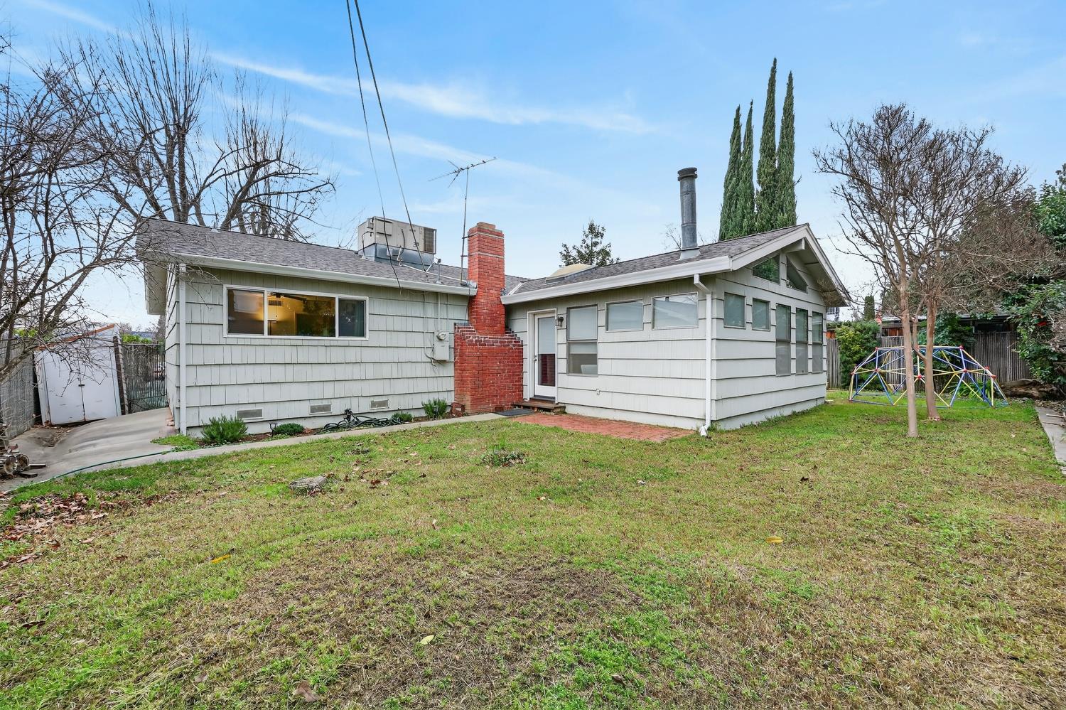 6430 Rexford Way Carmichael, CA 95608 - Photo 37 of 46