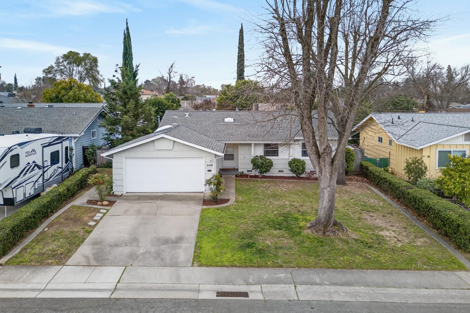 6430 Rexford Way Carmichael, CA 95608 - Photo 4 of 46