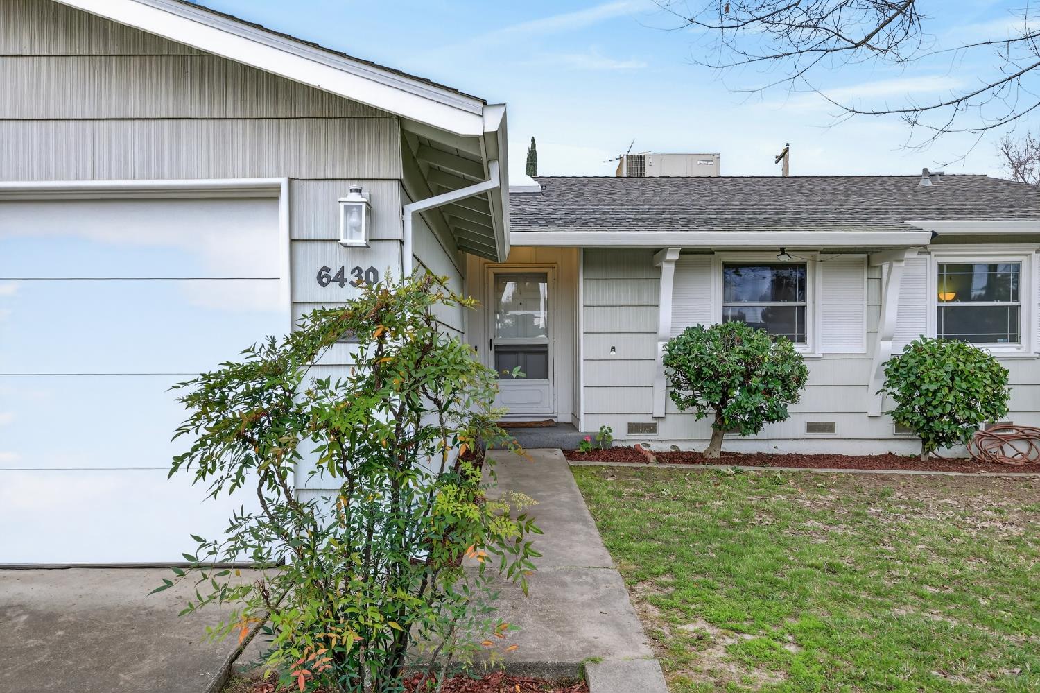 6430 Rexford Way Carmichael, CA 95608 - Photo 5 of 46