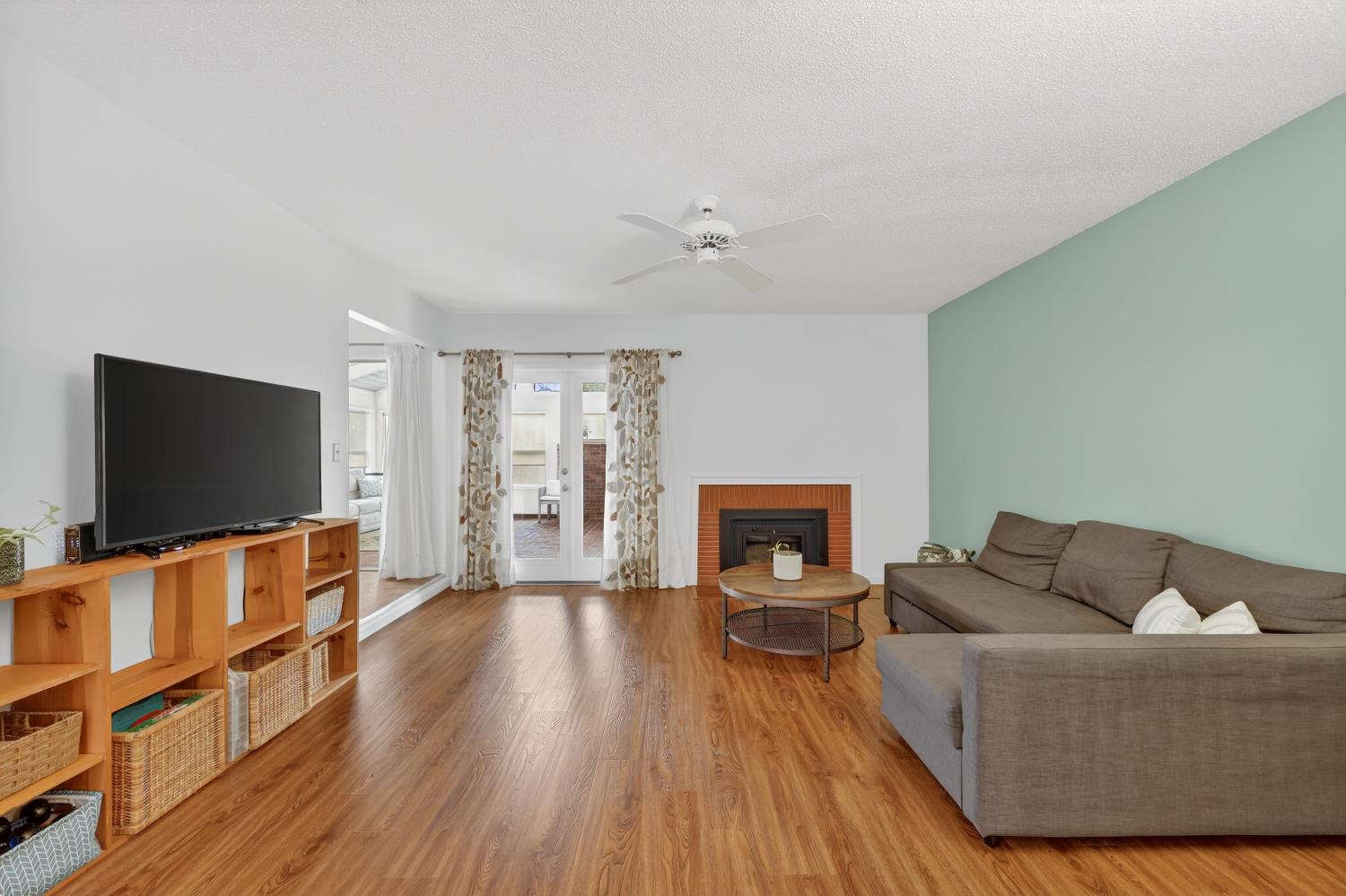 6430 Rexford Way Carmichael, CA 95608 - Photo 8 of 46