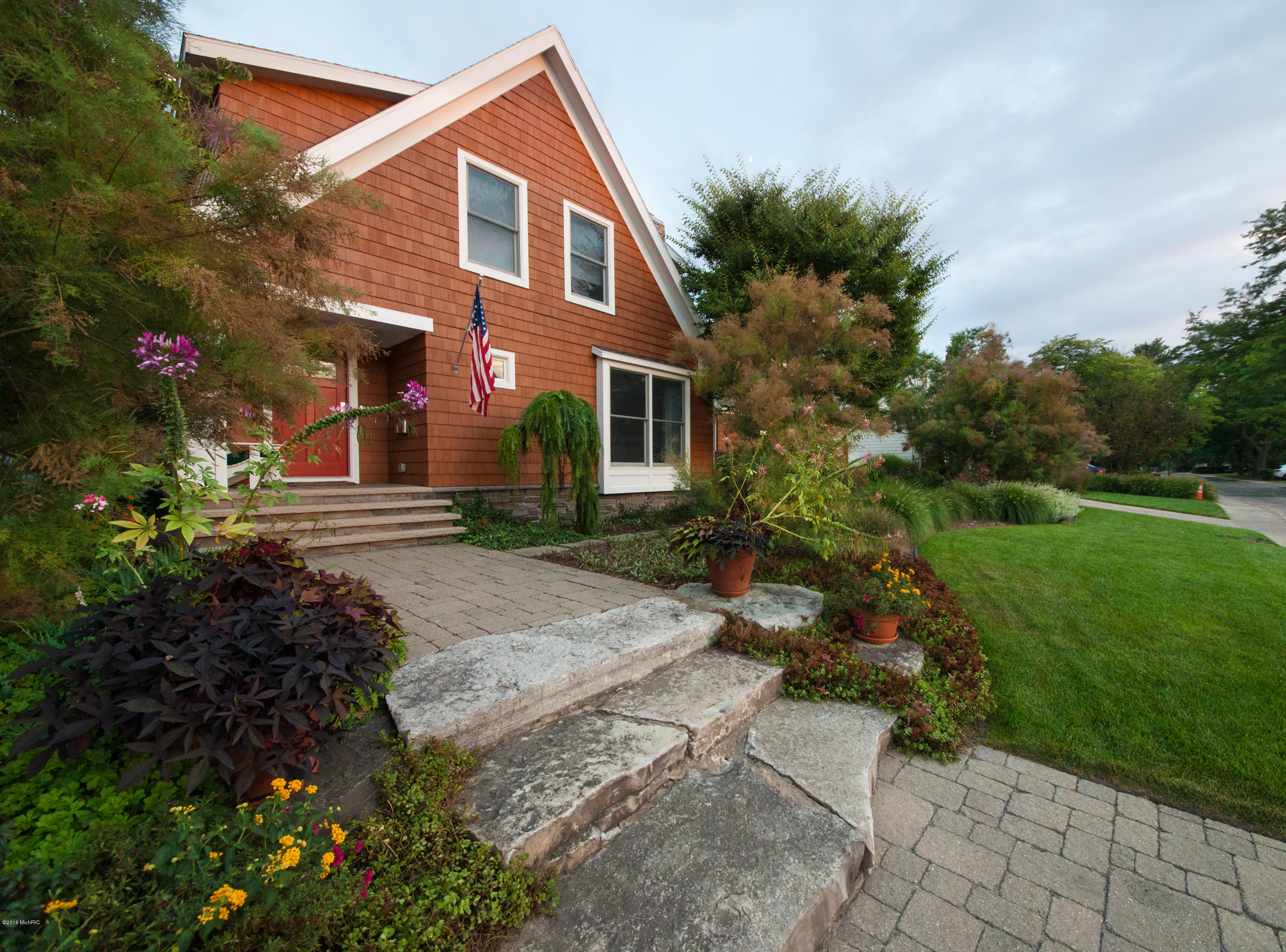 441 Ridgeway Street St. Joseph, MI 49085 - Photo 11 of 42 DSC06181