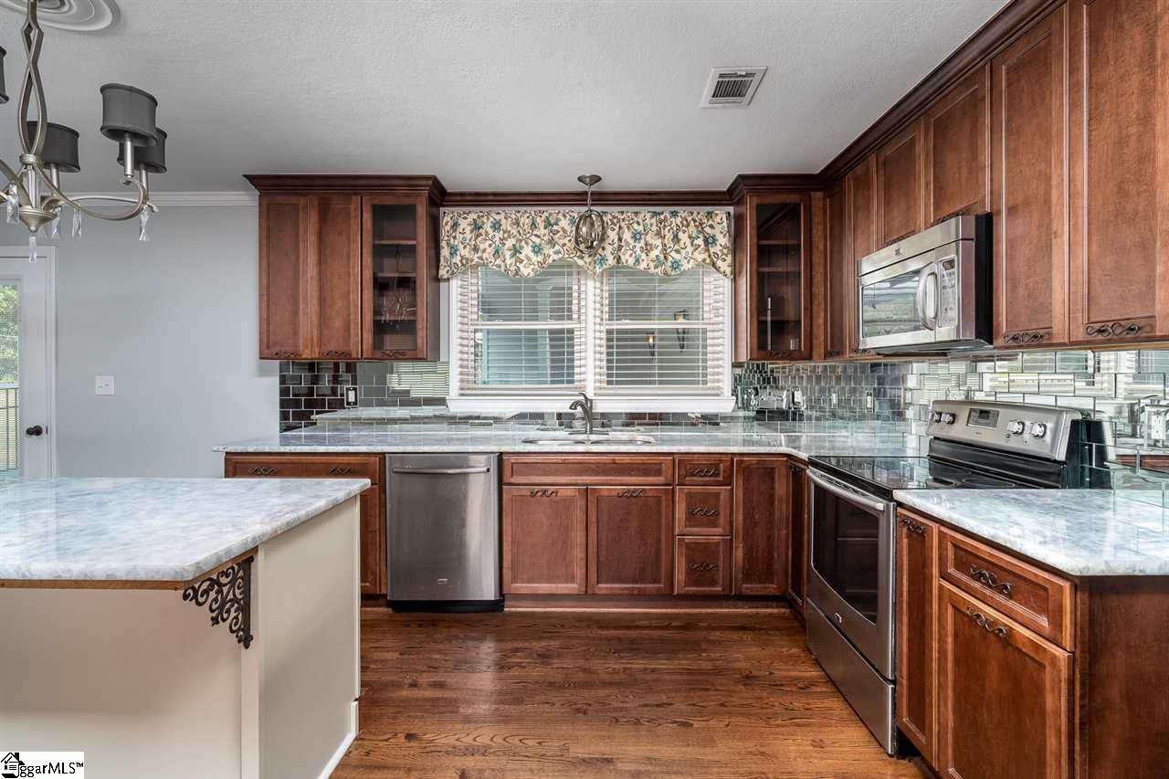 395 South 577 Greer, SC 29651 - Photo 9 of 35 Gallery Image 9