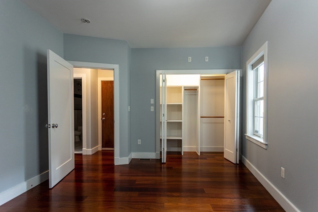109 D Street, Unit 1 Boston, MA 02127 - Photo 11 of 20