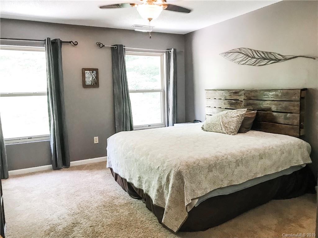 99 Pheasant Ridge Road Fairview, NC 28730 - Photo 16 of 31 Gallery Image 16