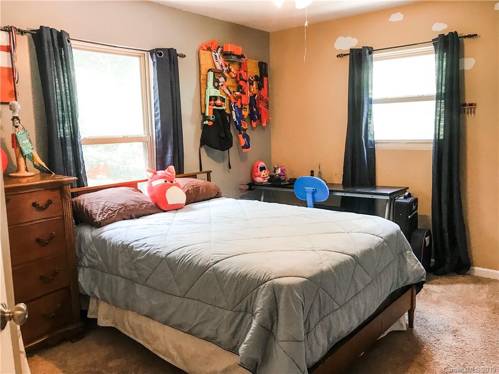 99 Pheasant Ridge Road Fairview, NC 28730 - Photo 21 of 31 Gallery Image 21