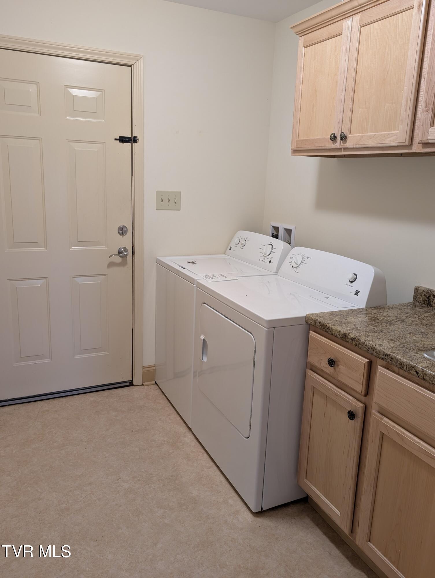 220 Crockett Timbers Limestone, TN 37681 - Photo 22 of 23 Laundry Room with Included Washer & Drye