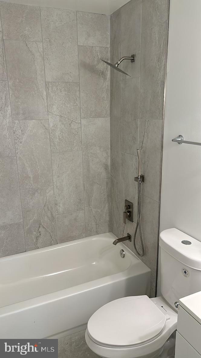 8211 Cagle Road Fort Washington, MD 20744 - Photo 14 of 49 Nice ceramic wall tile