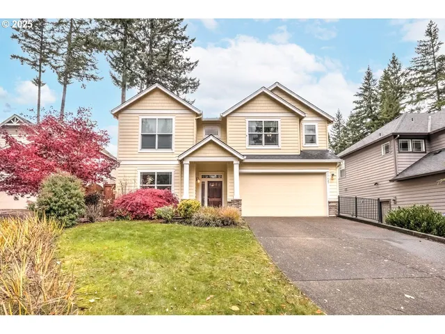 $760,000 | 17647 Hardenbrook Avenue, Sandy, OR 97055