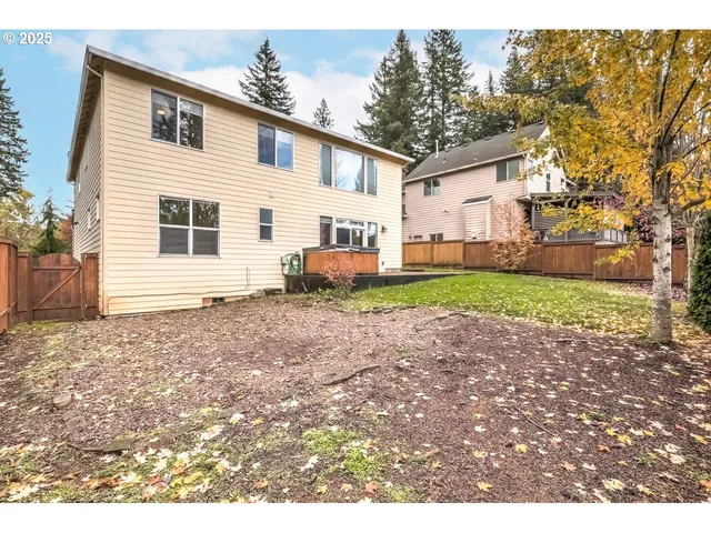 $760,000 | 17647 Hardenbrook Avenue, Sandy, OR 97055