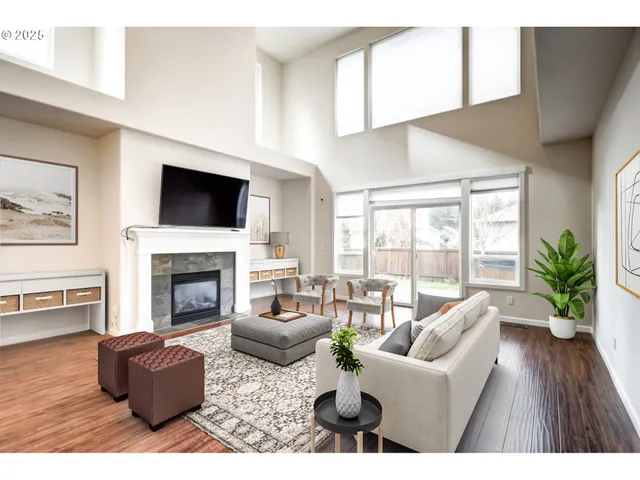 $760,000 | 17647 Hardenbrook Avenue, Sandy, OR 97055