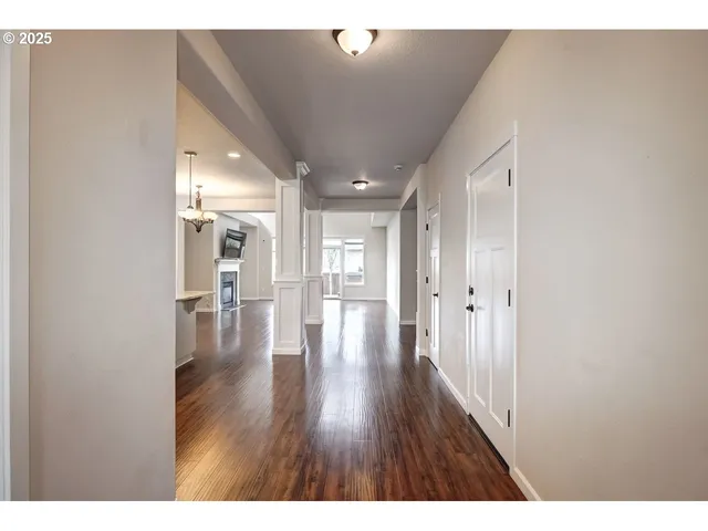 $760,000 | 17647 Hardenbrook Avenue, Sandy, OR 97055