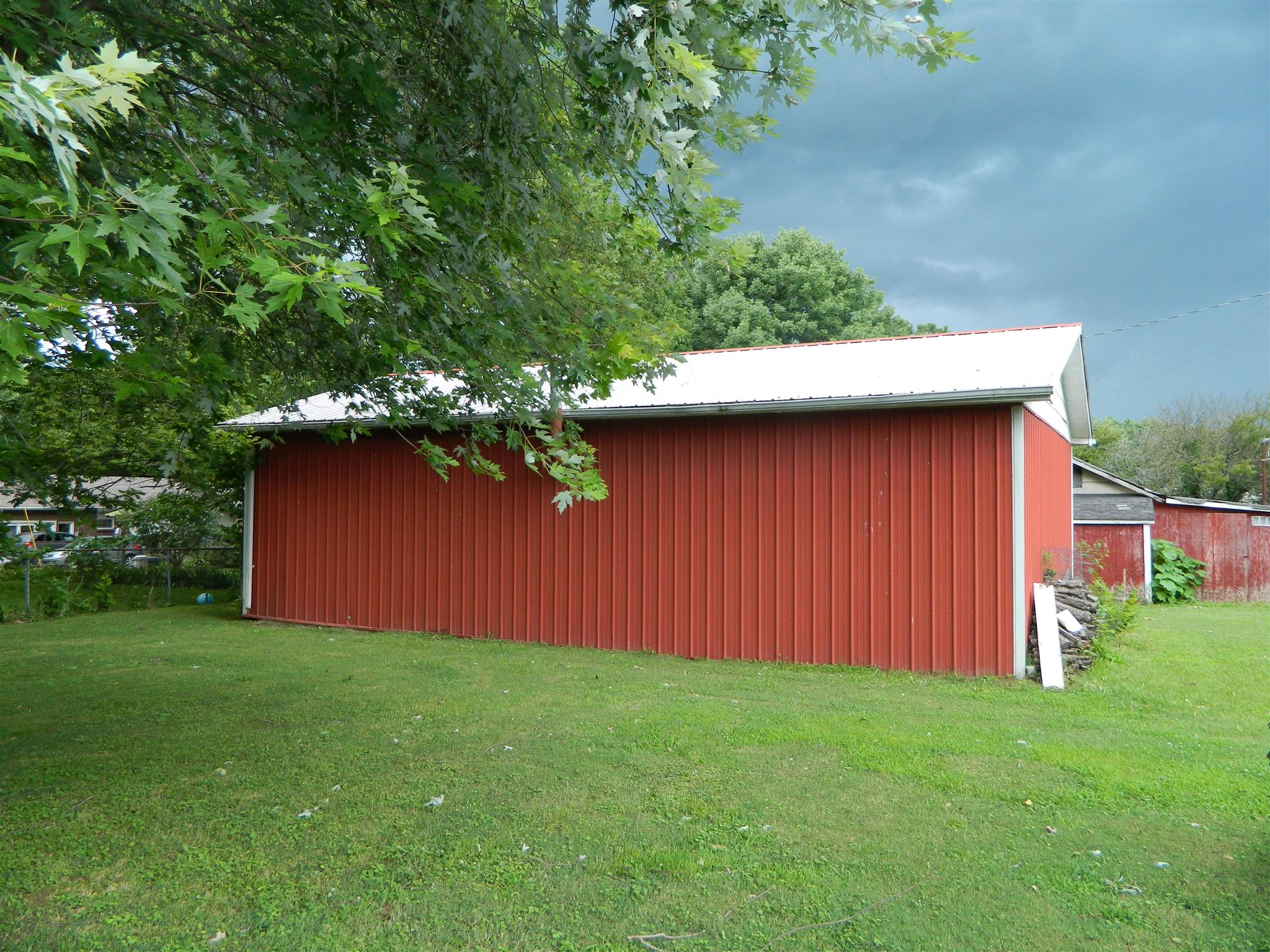 2053 Lake Road Greenbrier, TN 37073 - Photo 5 of 20 a backyard of a house with lots of green space