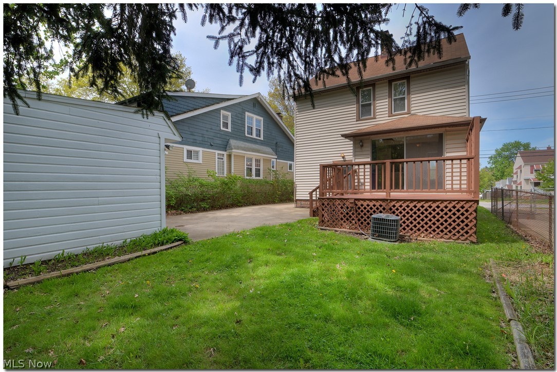 1399 Dill Road Cleveland, OH 44121 - Photo 34 of 35