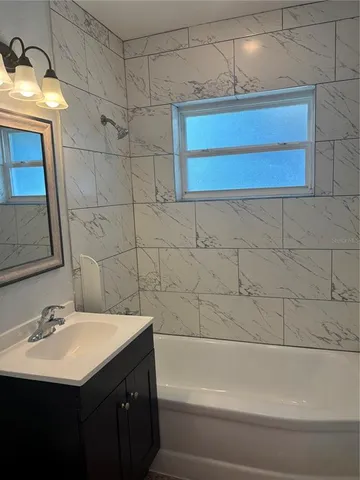 $1,250 | 420 15th Avenue South, Unit 1, St. Petersburg, FL 33701