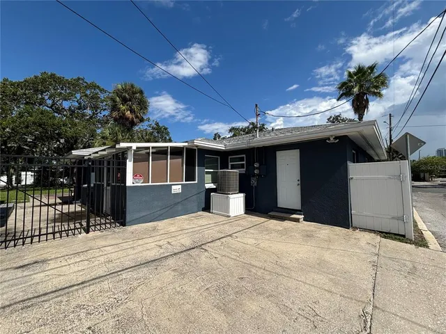 $1,250 | 420 15th Avenue South, Unit 1, St. Petersburg, FL 33701