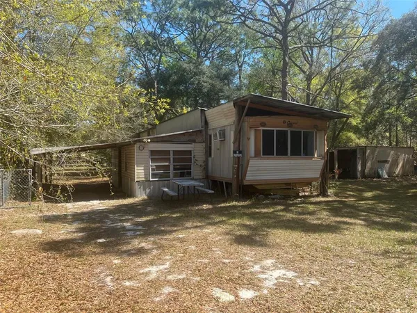 $180,000 | 11372 East Highway 25, Belleview, FL 34420