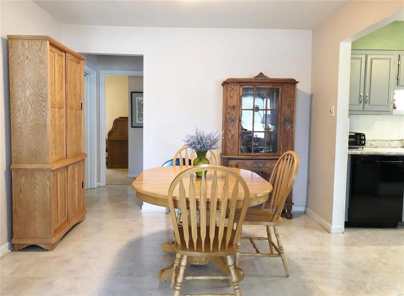 4115 Banks Road St. Ann, MO 63074 - Photo 5 of 17 Gallery Image 5