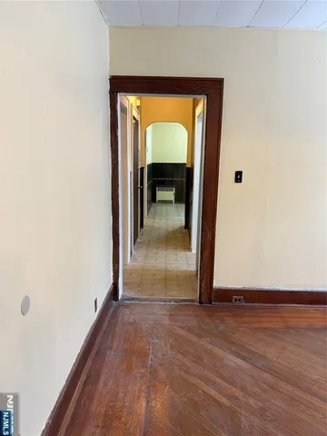 $1,750 | 63-65 Lindsley Avenue, Unit 1, Newark, NJ 07106