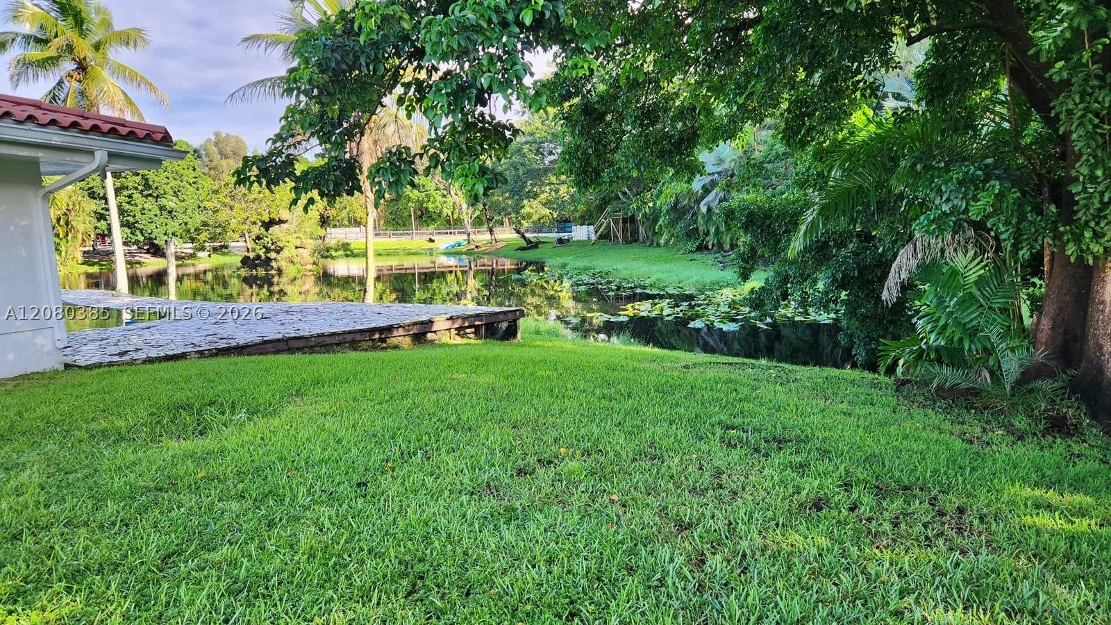 14101 Luray Southwest Ranches Southwest Ranches, FL 33330 - Photo 10 of 16 Gallery Image 10