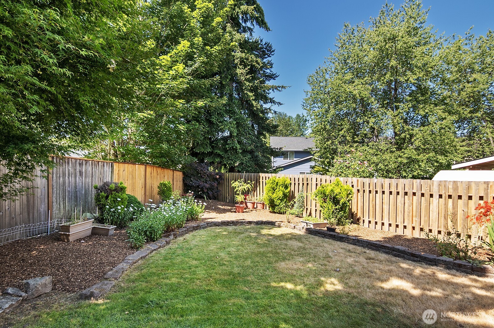 4313 Northeast 6th Court Renton, WA 98059 - Photo 28 of 30