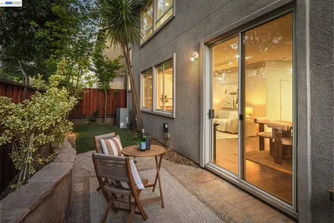 $1,098,000 | 25528 Conley Downs Drive, Castro Valley, CA 94552
