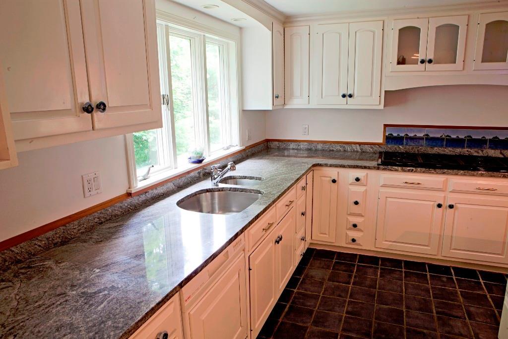 178 Foreside Road Cumberland, ME 04110 - Photo 8 of 31 Photo