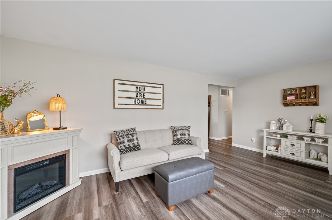 4401 Miller Road Middletown, OH 45042 - Photo 5 of 31 Gallery Image 5
