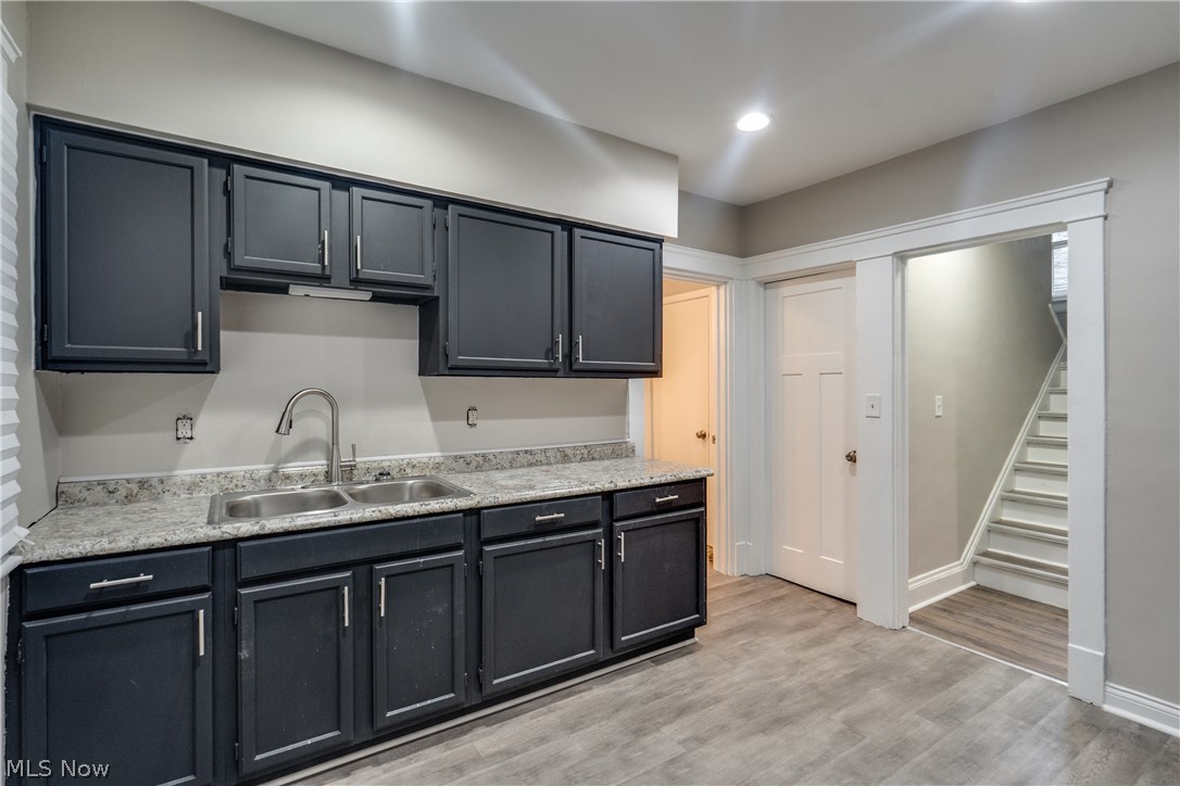 934 Royal Road Cleveland, OH 44110 - Photo 6 of 17