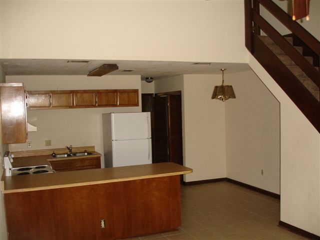 1105 Ocala Road, Unit 3 Tallahassee, FL 32304 - Photo 13 of 16 Gallery Image 13