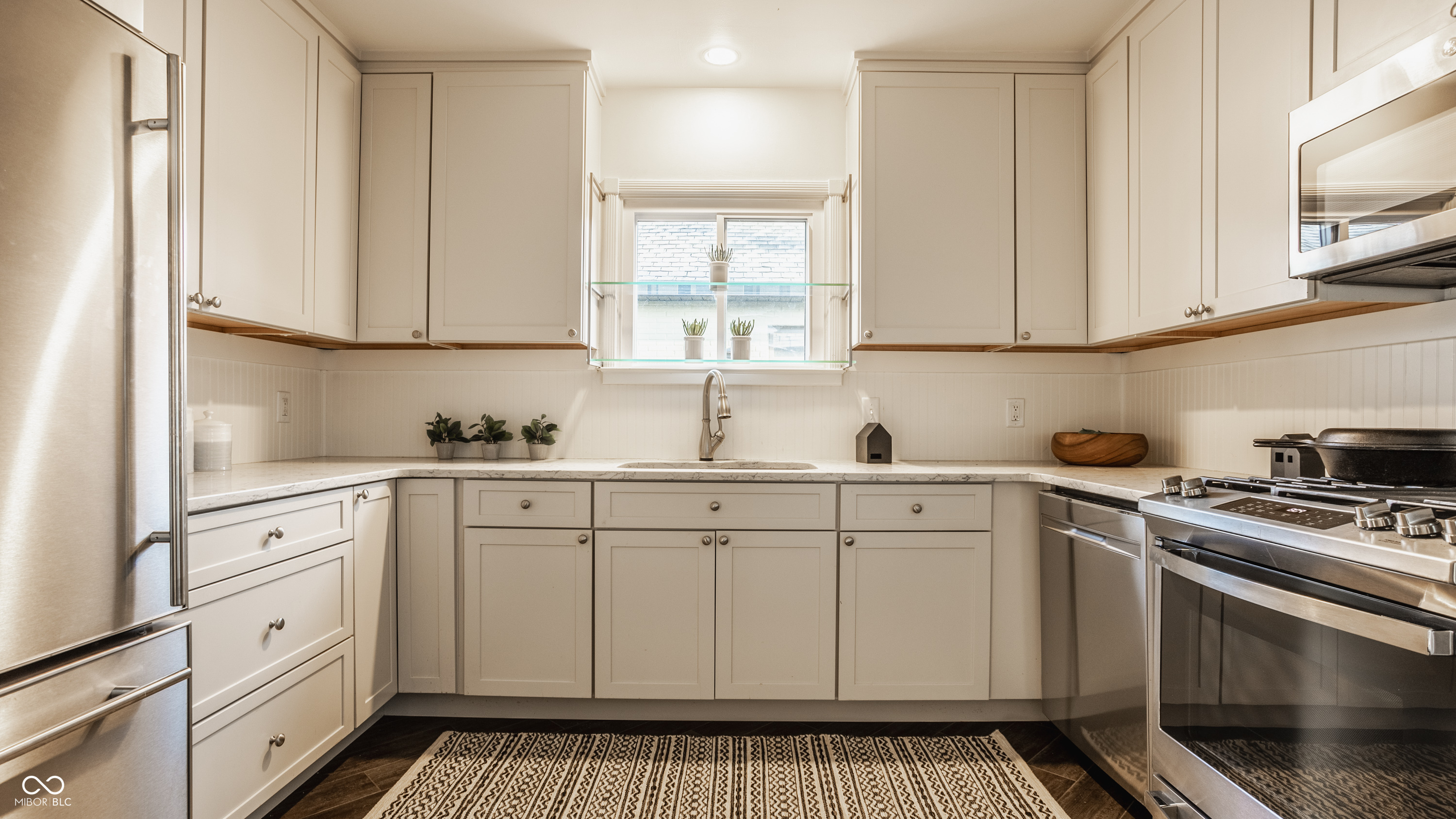 7021 Warwick Road Indianapolis, IN 46220 - Photo 9 of 35