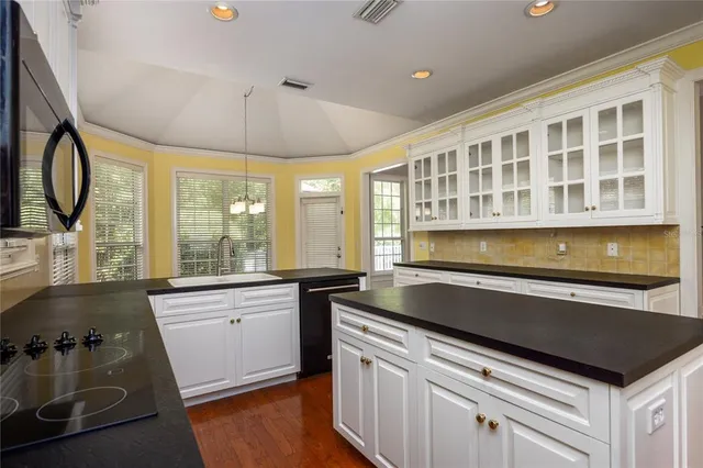 $600,000 | 4509 Northwest 53rd Street, Gainesville, FL 32653